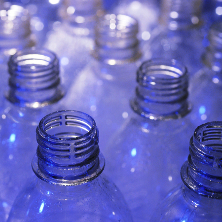 Botellas de plastico.png